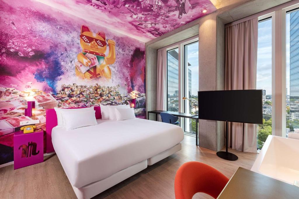 Art for Hotels ✦ Hospitality Art ✦ Artist for Interior Design | nhow Frankfurt > Penthouse Room with VIP Lounge