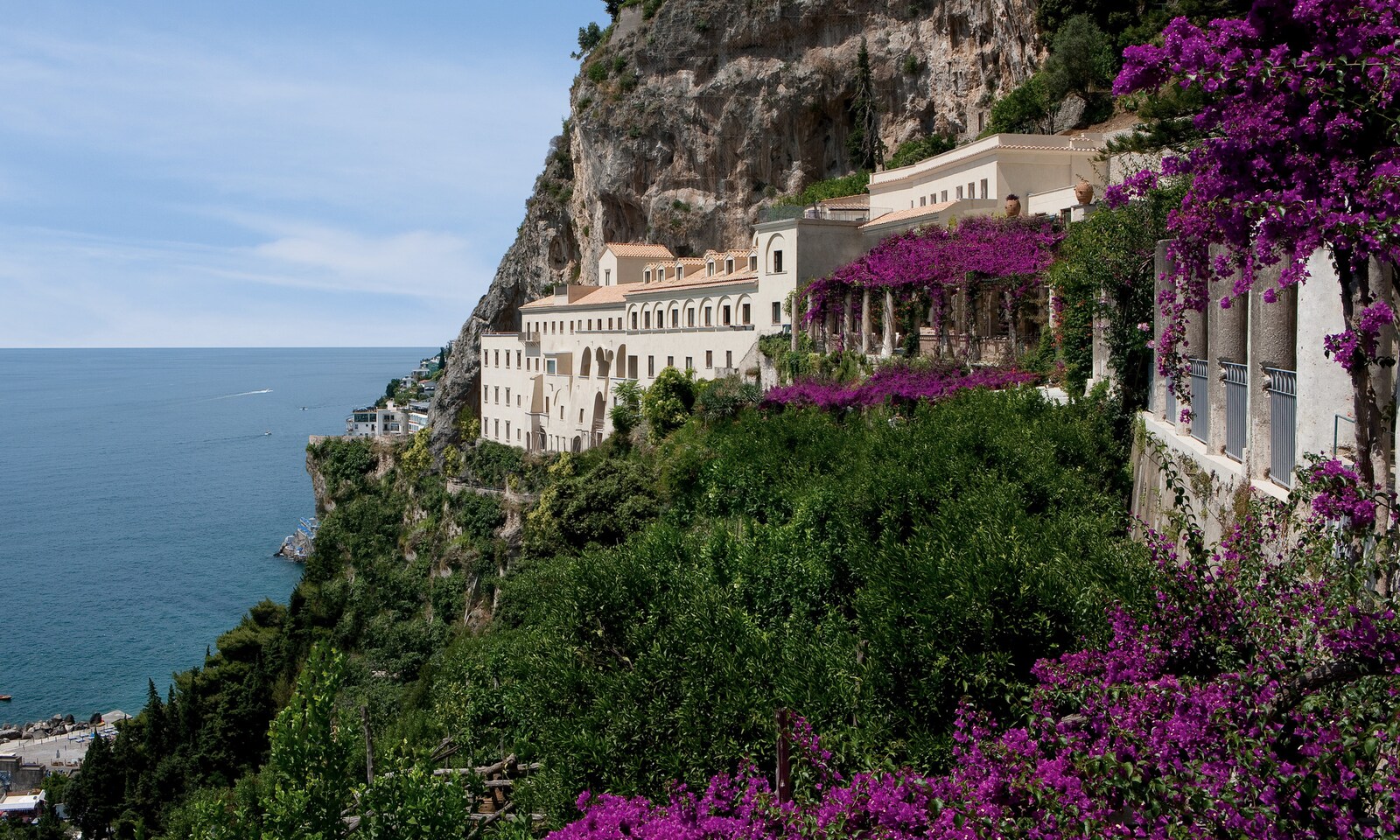 Art for Hotels ✦ Hospitality Art ✦ Artist for Interior Design | Anantara Convento di Amalfi Grand Hotel